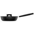Tigaie cu capac, din aluminiu, antiaderenta, Fiskars Hard Face, Ø 24 cm, 2.2 l