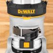 Masina de frezat verticala DeWalt, D26200, 900 W, viteza variabila