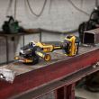Polizor unghiular DeWalt, DCG405P2, 125 mm, 2 acumulatori XR Li-Ion 18 V 5.0 Ah