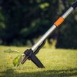 Dispozitiv smuls buruieni Fiskars SmartFit, 1020 mm, 1250 g